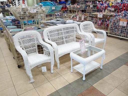 Home Goods Store «Christmas Tree Shops», reviews and photos, 393 N Central Ave, Hartsdale, NY 10530, USA