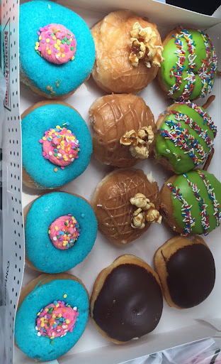 Donut Shop «Krispy Kreme», reviews and photos, 12648 Jefferson Ave, Newport News, VA 23602, USA