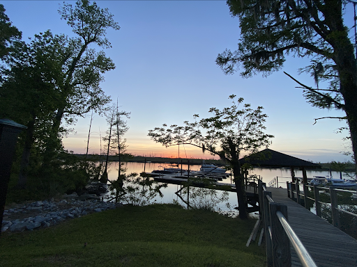 River Bluffs Marina