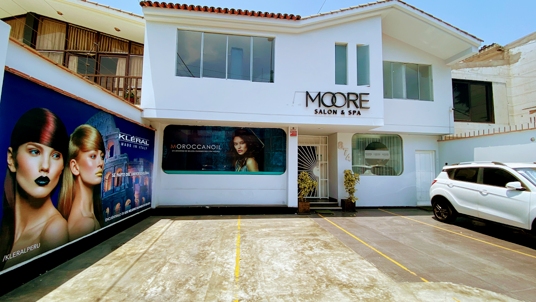 MOORE SALÓN & SPA by Cristian