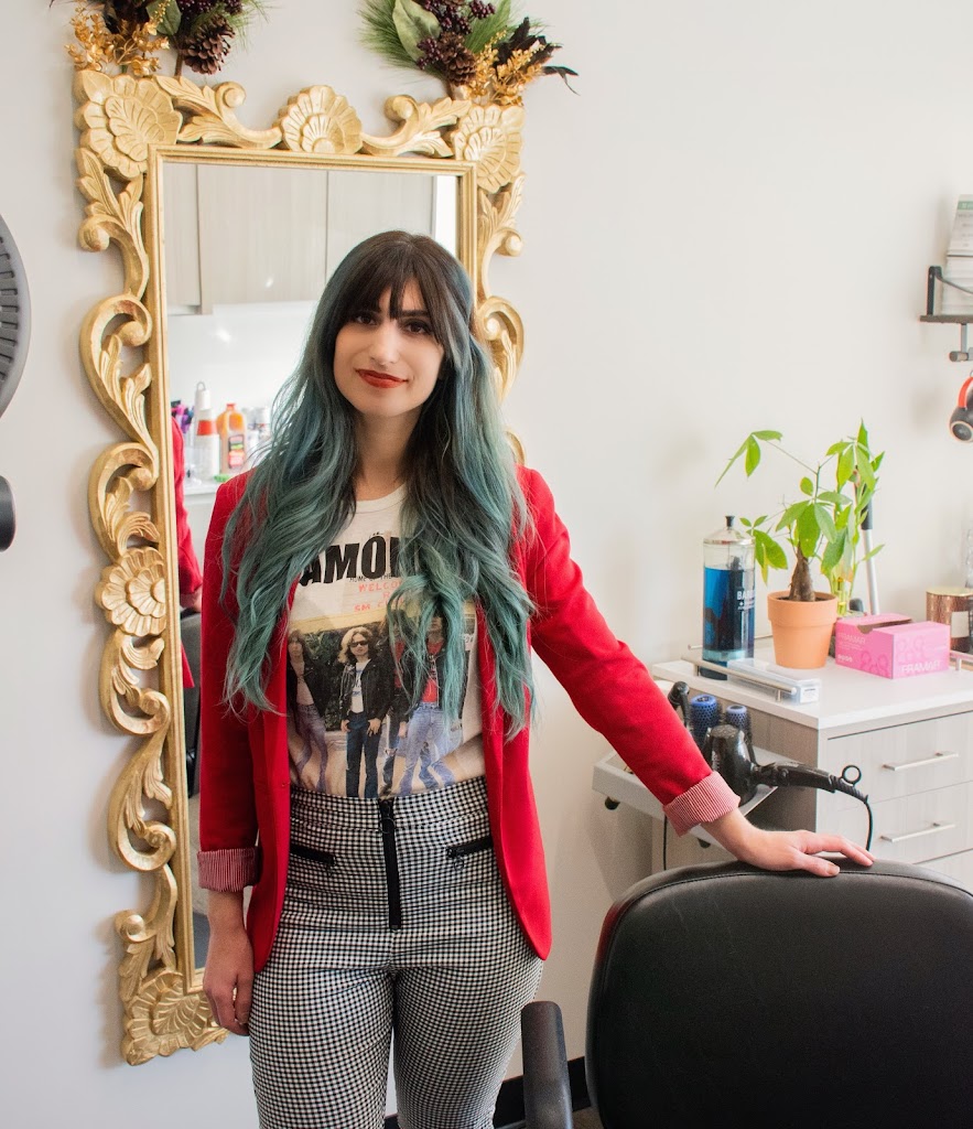 Indie Darling Salon 07927