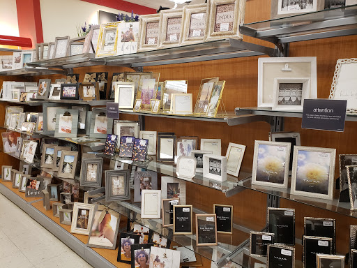 Department Store «T.J. Maxx», reviews and photos, 2089 Old Hudson Rd, St Paul, MN 55119, USA