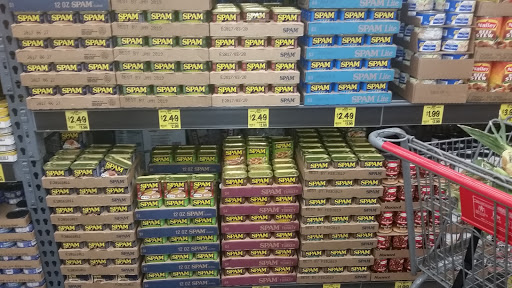 Grocery Store «Grocery Outlet Bargain Market», reviews and photos, 80 E Washington St, Petaluma, CA 94952, USA