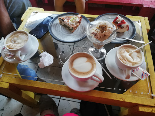 Quiet coffee shops in San Salvador