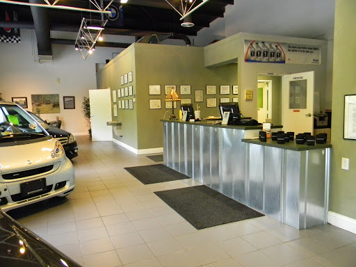 Auto Repair Shop «European Cars of Williamsburg», reviews and photos, 421 E Rochambeau Dr, Williamsburg, VA 23188, USA