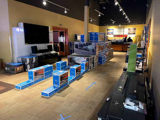 Electronics Store «Best Buy», reviews and photos, 1501 New Britain Ave, West Hartford, CT 06110, USA