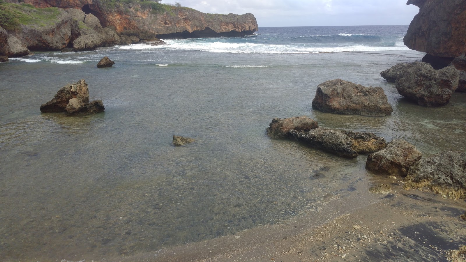Photo de San Juan Beach situé dans une zone naturelle
