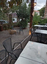 Atmosphère du Côté Saisons restaurant BIB MICHELIN et chambres d'hôtes de charme proche Collioure Laroque des Albères à Laroque-des-Albères - n°12