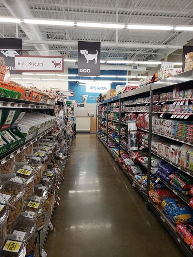 Pet Supply Store «Pet Supplies Plus», reviews and photos, 375 Paterson Ave #105, Wallington, NJ 07057, USA