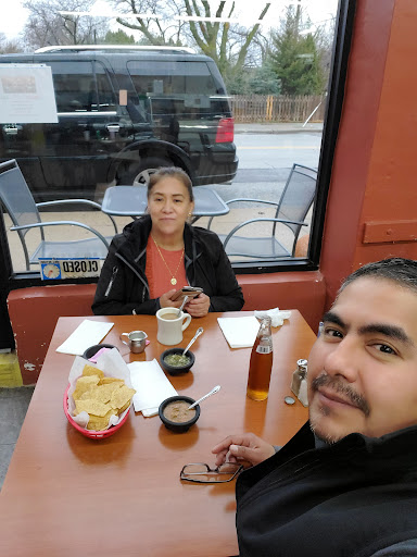 Mexican Restaurant «Los Alamos», reviews and photos, 1667 Summit St, Kansas City, MO 64108, USA