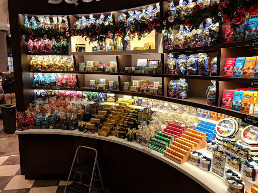 Chocolate Shop «Ghirardelli Chocolate», reviews and photos, 2 New Montgomery St, San Francisco, CA 94105, USA