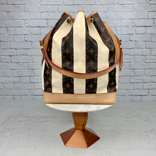 Consignment Shop «Sell Your Sole Consignment Boutique», reviews and photos, 2121 1st Ave Suite 101, Seattle, WA 98121, USA