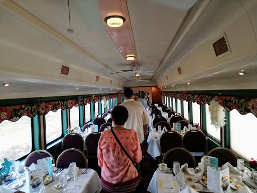 Fine Dining Restaurant «Murder Mystery Dinner Train», reviews and photos, 2805 Colonial Blvd, Fort Myers, FL 33966, USA