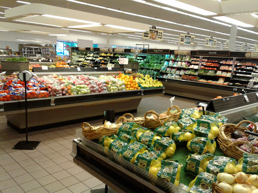 Grocery Store «Harveys Supermarket», reviews and photos, 3900 N Main St, Columbia, SC 29203, USA