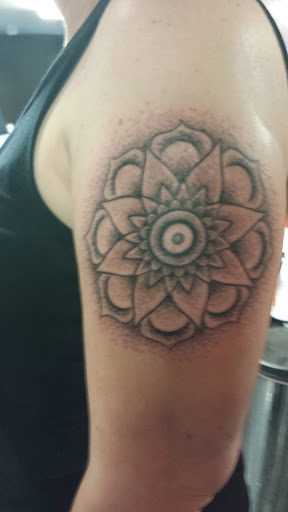 Tattoo Shop «Laughing Hyena Tattoos», reviews and photos, 1454 Park Rd NW, Washington, DC 20010, USA