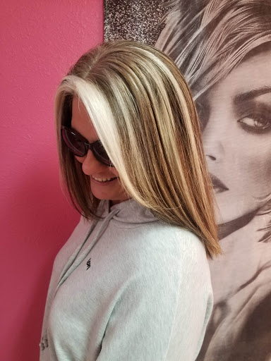 Beauty Salon «Pink Hair Salon», reviews and photos, 1467 S Belcher Rd, Clearwater, FL 33764, USA