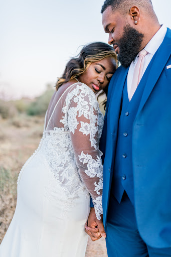 Bridal Shop «Strut Bridal Salon - Sizes 12+», reviews and photos, 4264 Atlantic Ave, Long Beach, CA 90807, USA