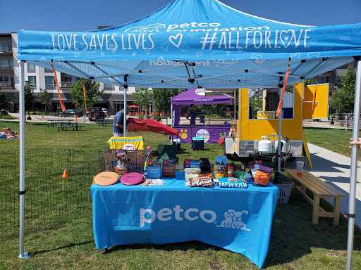 Pet Supply Store «Petco Animal Supplies», reviews and photos, 8551 S Howell Ave, Oak Creek, WI 53154, USA