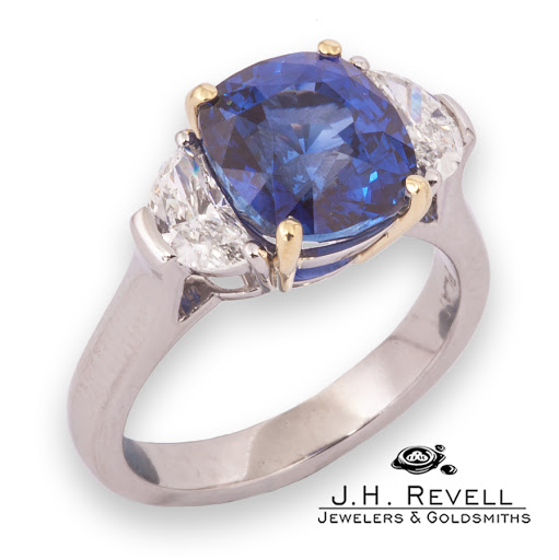 Jewelry Store «Revell Jewelers», reviews and photos, 904 Middle Rd, Bettendorf, IA 52722, USA