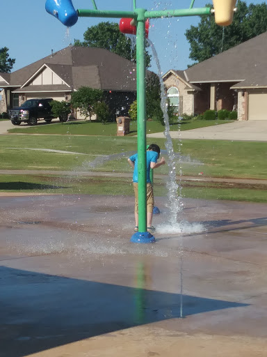 Water Park «Apple Valley Park - Splash Pad», reviews and photos, 4401 Melrose Dr, Moore, OK 73160, USA