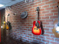 Hyde Music Center 海德吉他音乐中心 - Photo 1 - Car repair in Alhambra, CA, El Monte