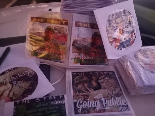 Bakery «Fresno Donut House», reviews and photos, 3145 N Blackstone Ave, Fresno, CA 93703, USA