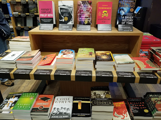 Book Store «Amazon Books», reviews and photos, 4601 26th Ave NE, Seattle, WA 98105, USA