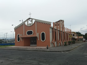 Iglesia Católica Sagrada Familia - Bellavista