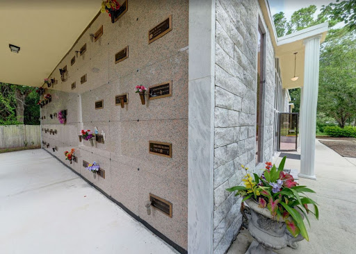 Funeral Home «Beaches Memorial Park & First Coast Funeral Home», reviews and photos, 1500 Main St, Atlantic Beach, FL 32233, USA
