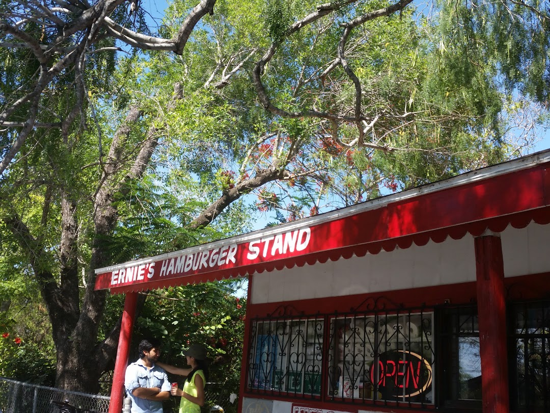 Ernies Hamburger Stand
