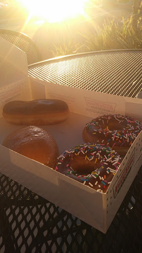 Bakery «Krispy Kreme Doughnuts», reviews and photos, 1024 W Gladstone St, San Dimas, CA 91773, USA