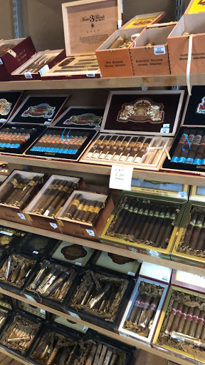 Cigar Shop «Elephant Cigars & Gifts - il regalo preferito», reviews and photos, 2801 W Expy 83, McAllen, TX 78503, USA