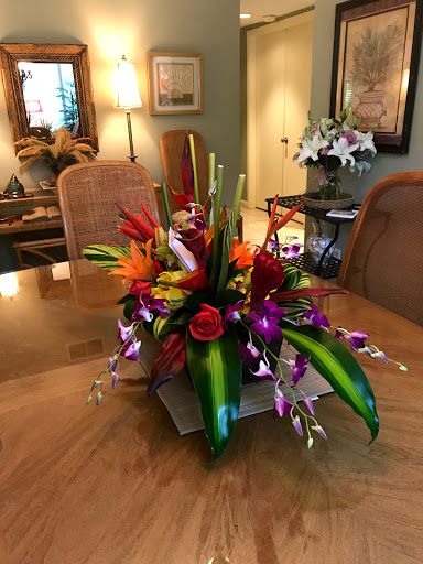 Florist «Flowers by Sue, inc», reviews and photos, 72 Arrow Rd, Hilton Head Island, SC 29938, USA