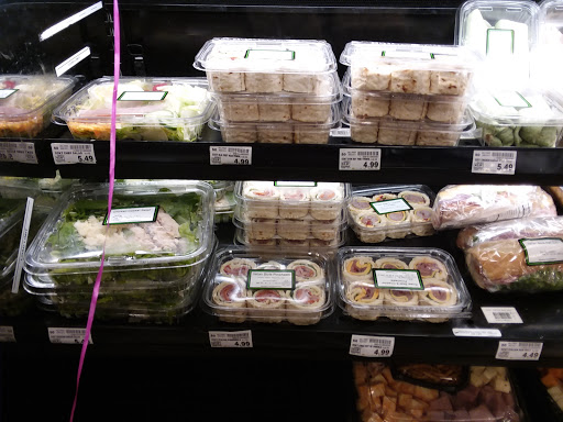 Grocery Store «Kroger», reviews and photos, 175 Lancaster Pike, Circleville, OH 43113, USA