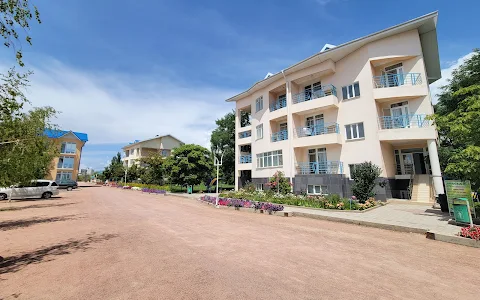 Hotel "Tri Korony" image