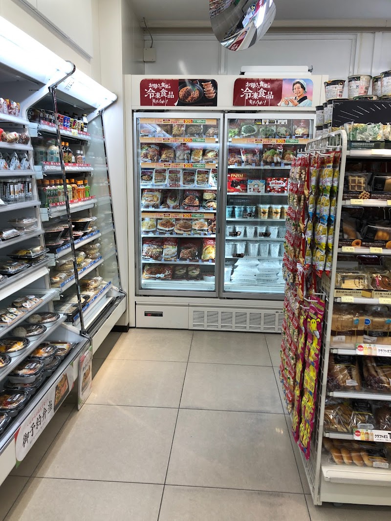 ファミリーマート 池袋駅東店 東京都豊島区東池袋 コンビニエンスストア コンビニ グルコミ