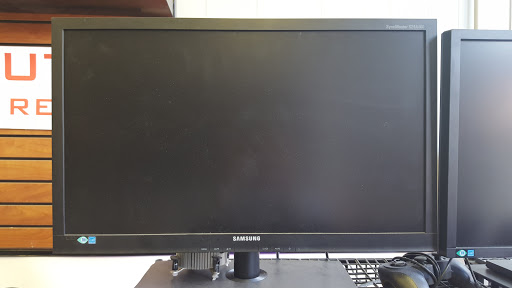 Computer Repair Service «Area PC Pro - New Albany | Computer Repair + Sales + Service», reviews and photos, 640 State St Suite 1, New Albany, IN 47150, USA