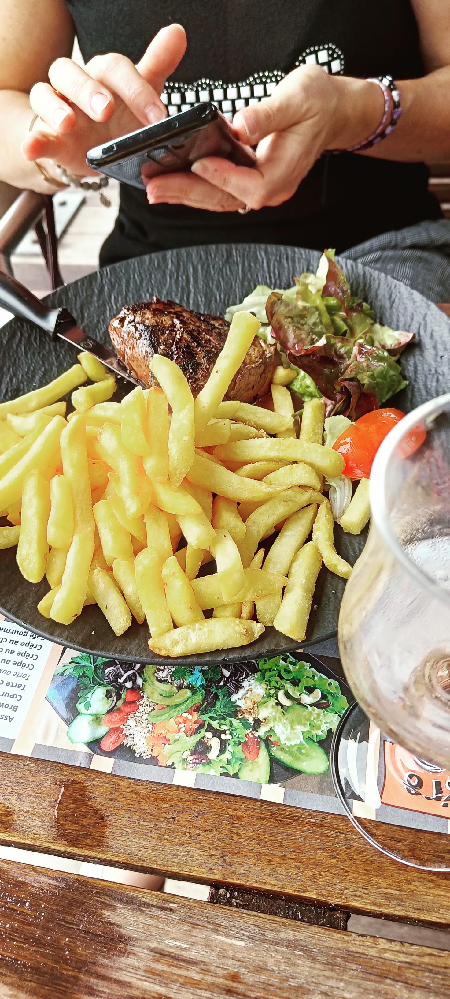 Photo n° 4 de l'avis de NEW.E fait le 26/08/2022 à 10:30