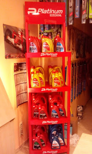 Opinii despre Krisz Autóalkatrész szaküzlet, olajok, kenőanyagok în Hatvan - Autószerelő