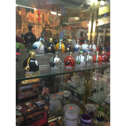 Vaporizer Store «Hermosa Smoke & Gift», reviews and photos, 135 Hermosa Ave, Hermosa Beach, CA 90254, USA
