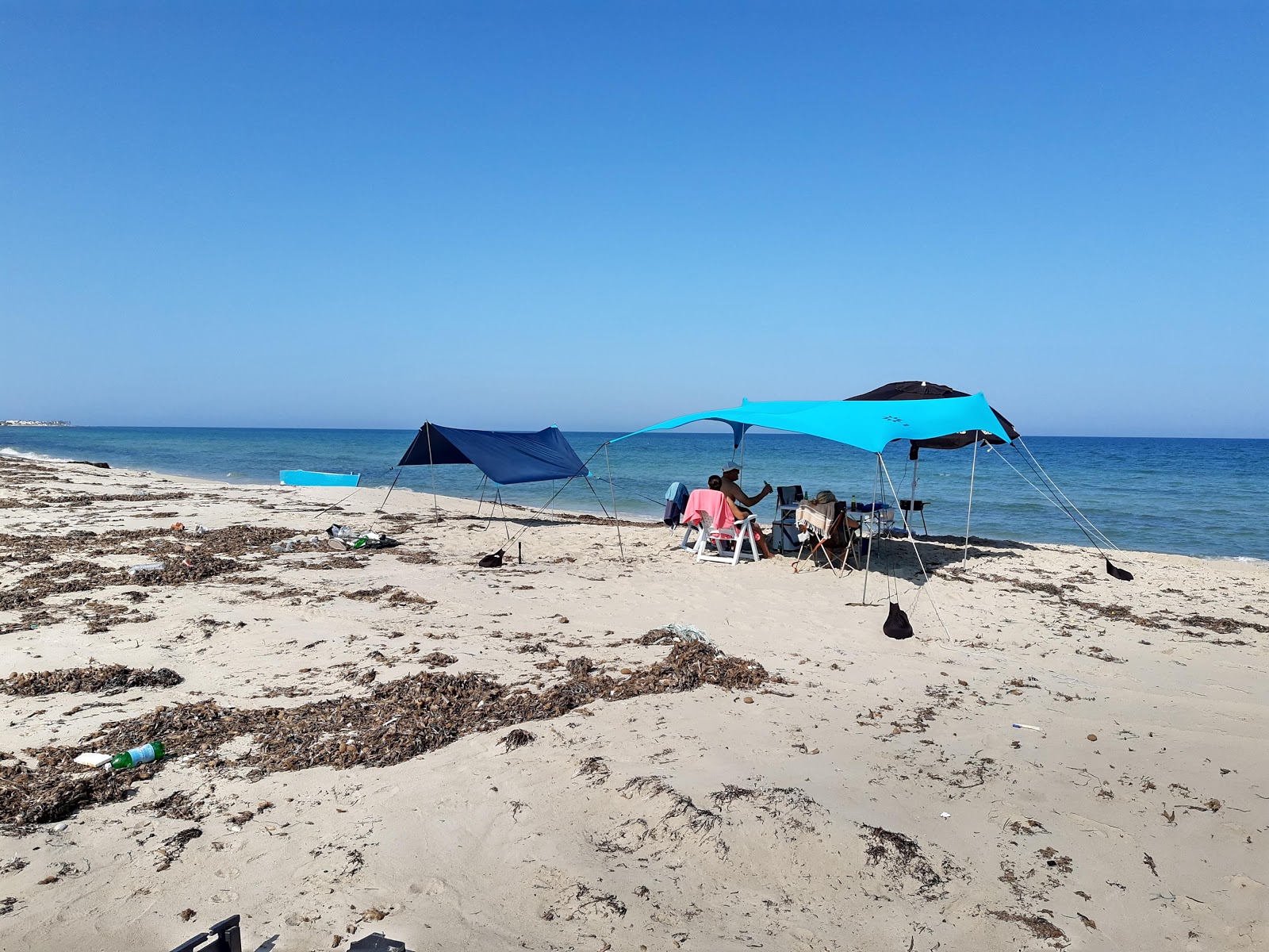 Tanit beach'in fotoğrafı ve yerleşim
