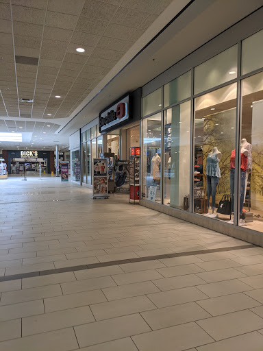 Clothing Store «Buckle», reviews and photos, 3040 E 3rd St, Bloomington, IN 47401, USA