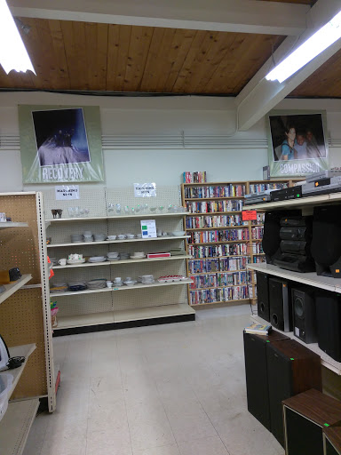 Thrift Store «TC Resale & Donation Thrift Store», reviews and photos, 5050 SE 82nd Ave, Portland, OR 97266, USA