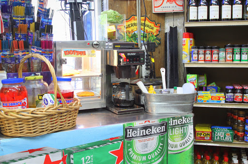 Grocery Store «Westside Market», reviews and photos, 1029 W Las Olas Blvd, Fort Lauderdale, FL 33312, USA