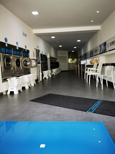 clinit lavandaria self-service - Valença