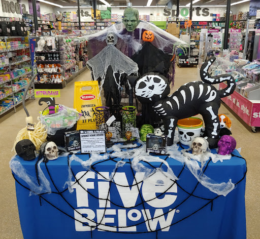 Variety Store «Five Below», reviews and photos, 1 Rte 37 W, Toms River, NJ 08753, USA