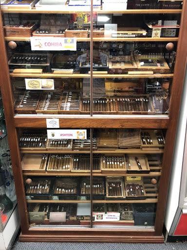 Tobacco Shop «Main Street Smoke Shop», reviews and photos, 7 Main St, Peabody, MA 01960, USA