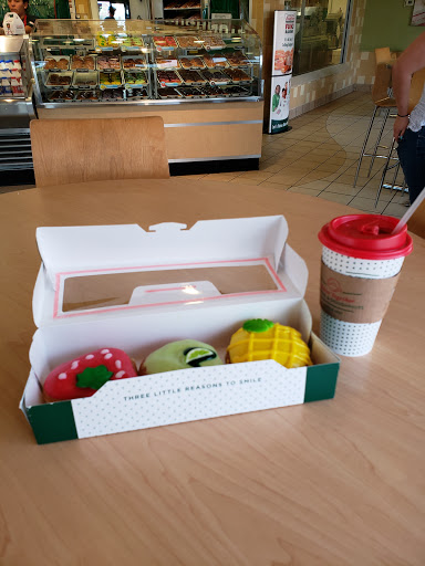 Bakery «Krispy Kreme Doughnuts», reviews and photos, 7428 Denton Hwy, Watauga, TX 76148, USA