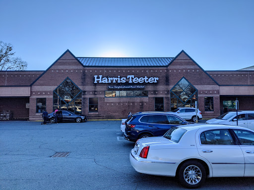 Shopping Mall «Thruway Shopping Center», reviews and photos, 300 S Stratford Rd, Winston-Salem, NC 27103, USA