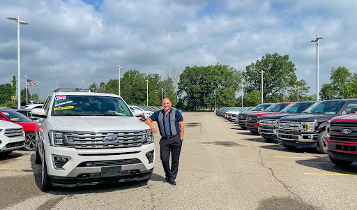 Car Dealer «Hines Park Ford», reviews and photos, 56558 Pontiac Trail, New Hudson, MI 48165, USA